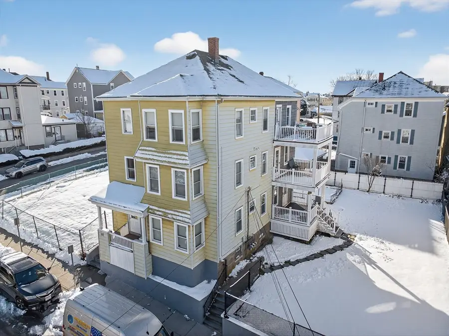 157 Earle St, Fall River, MA 02723 - Image #2