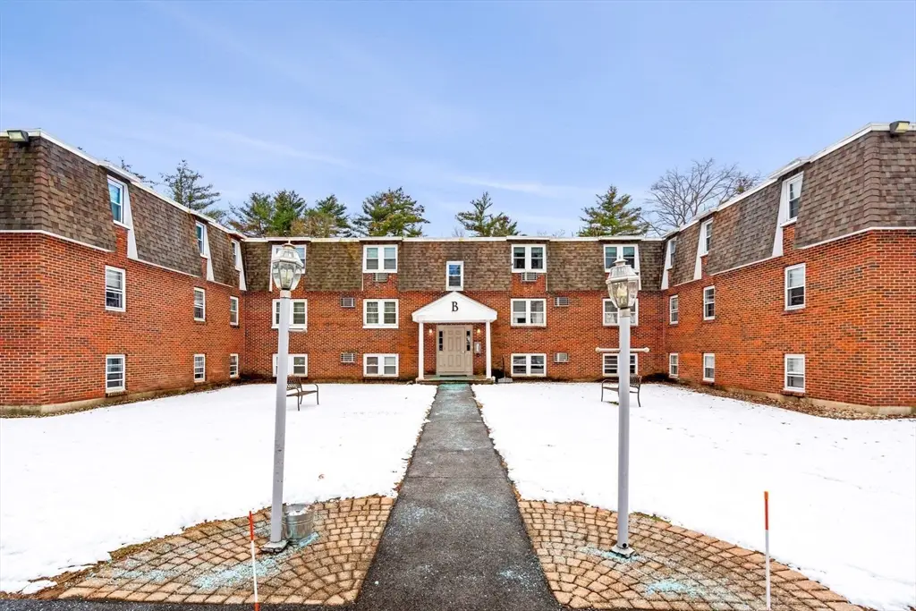 870 Haverhill St #21B, Rowley, MA 01969 - Image #1