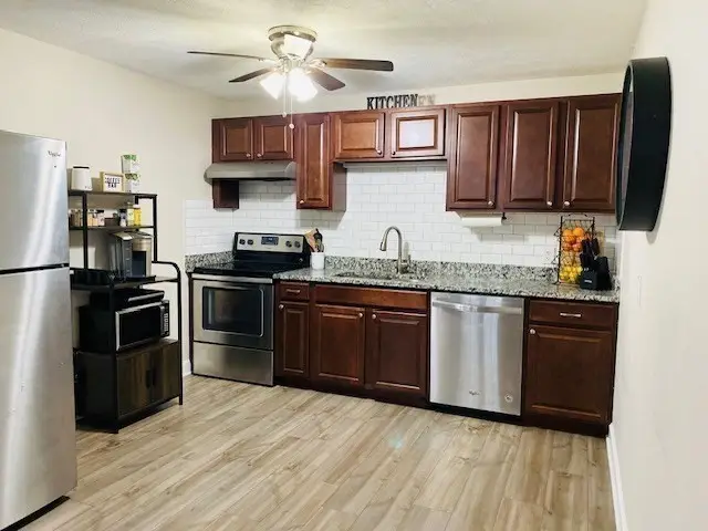 2 Walker Road #4, North Andover, MA 01845 - Image #3