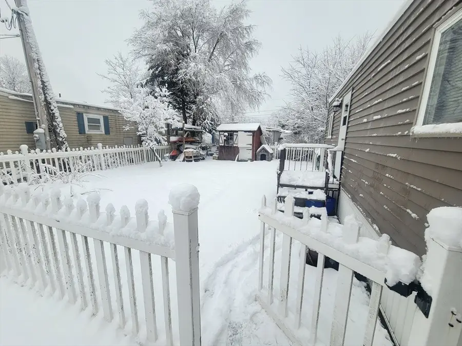 19 Abbey Ln, Taunton, MA 02780 - Image #3