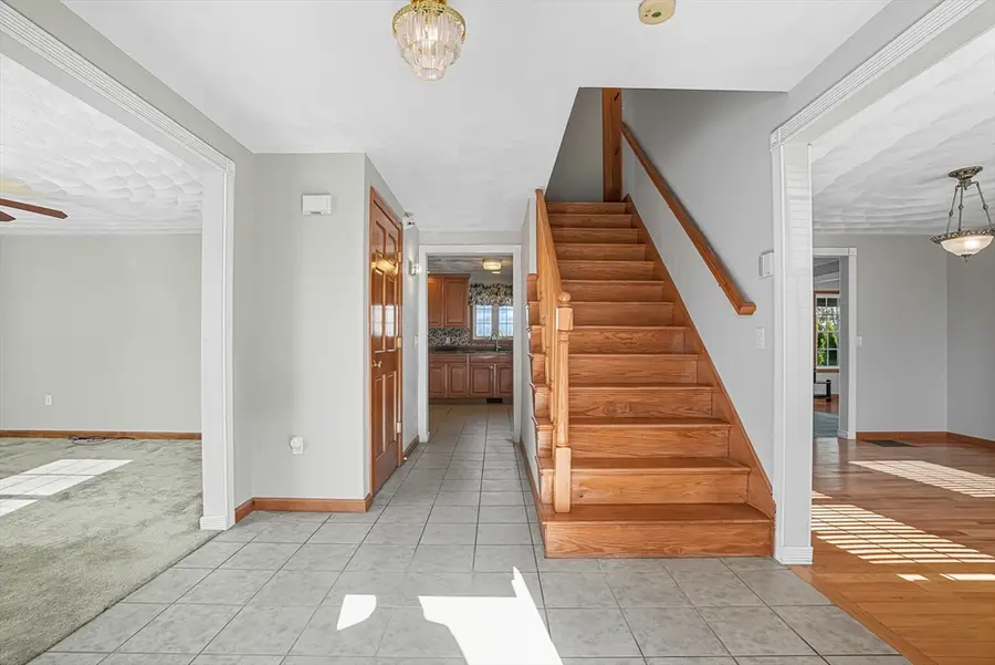 37 Mohave Rd, Worcester, MA 01606 - Image #3