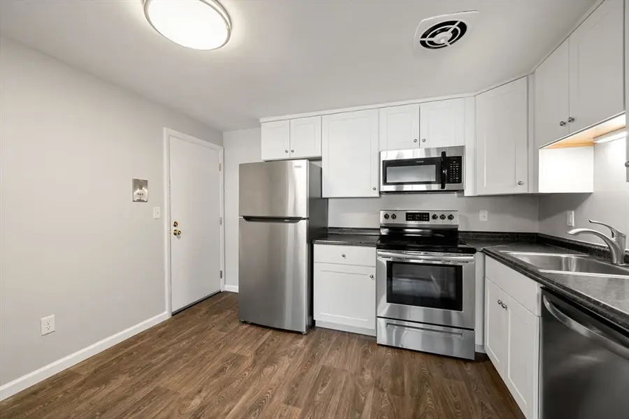 35 Bayview Terrace #7, Danvers, MA 01923 - Image #3