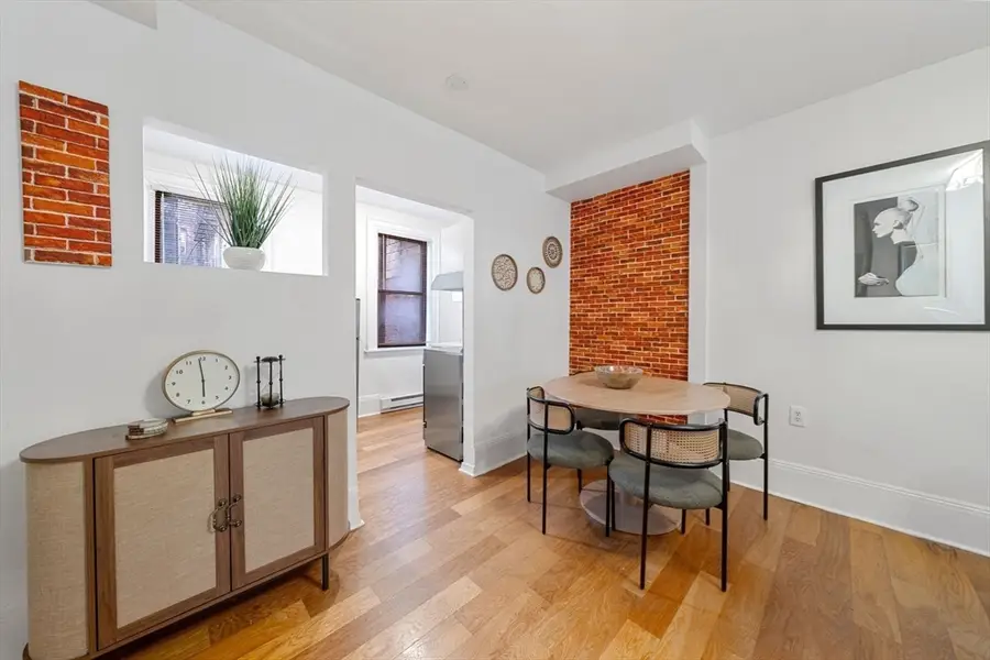 102 Revere St, Boston, MA 02114 - Image #3