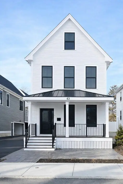 43 Chickatawbut St #2, Boston, MA 02122