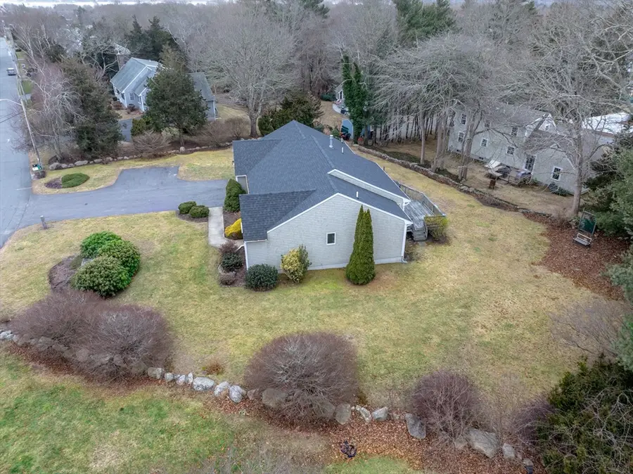 21 Hitching Post Rd, Mattapoisett, MA 02739 - Image #3