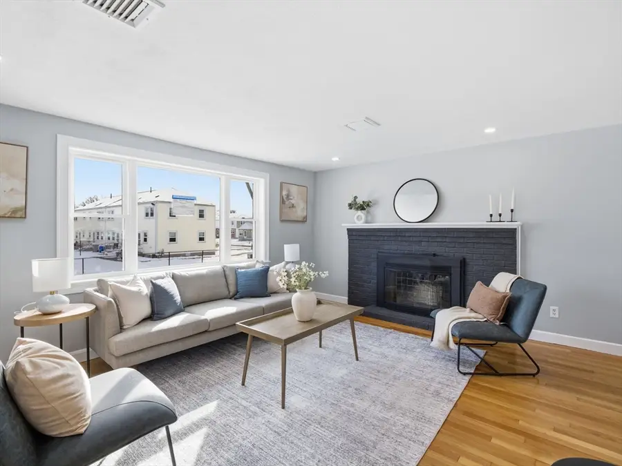 12 Holloway St, Malden, MA 02148 - Image #2