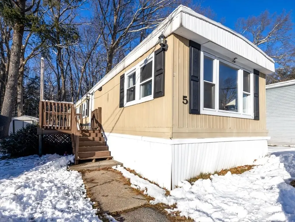 5 Alpine St, Rockland, MA 02370 - Image #1