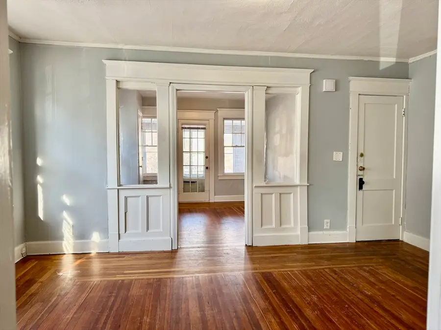 21 Bloomfield St, Springfield, MA 01108 - Image #3