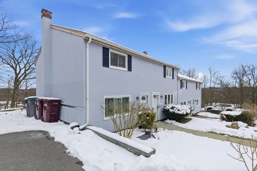 5 Lewis Farm Rd #5, Dedham, MA 02026 - Image #2