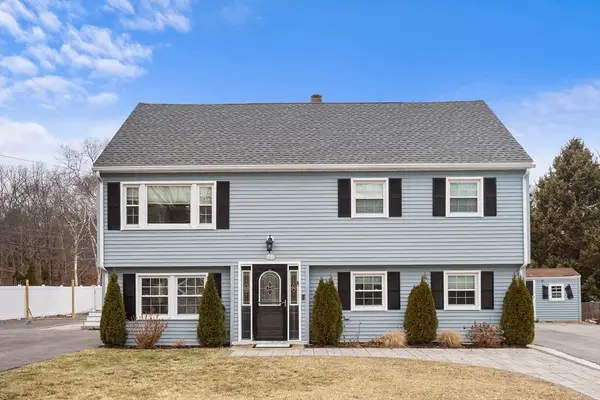 2 Finch Lane, Gloucester, MA 01930