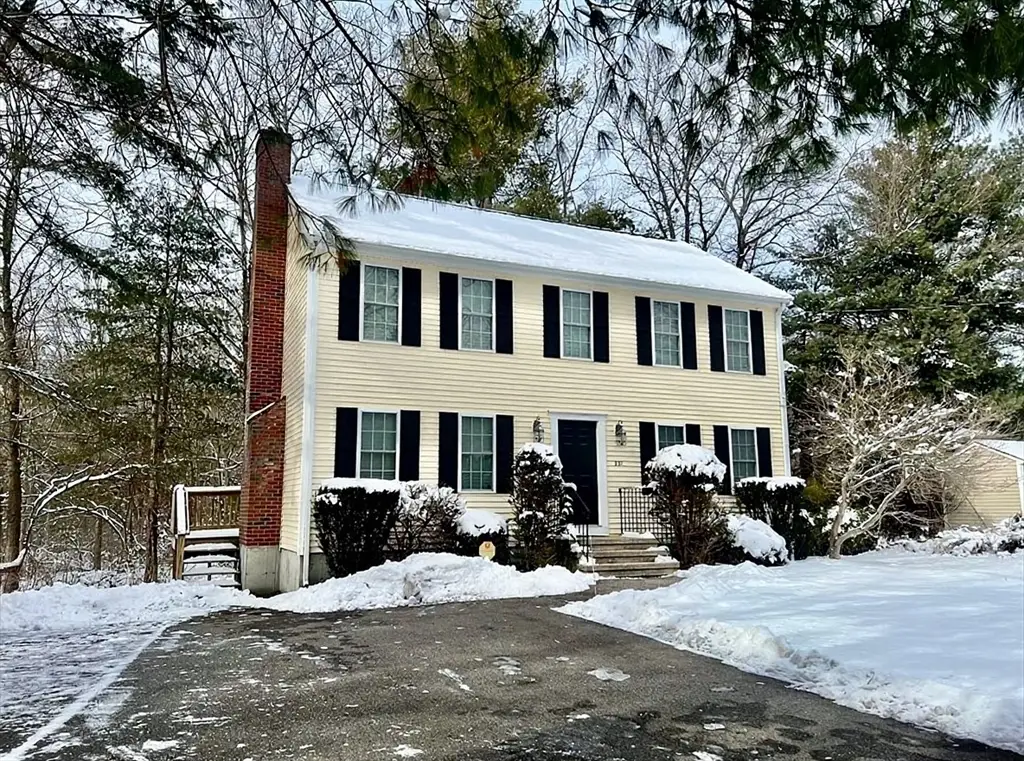 227 Village St, Millis, MA 02054 - Image #1