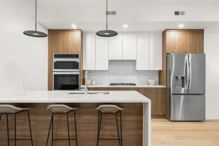 47 Condor #203A, Boston, MA 02128 - Image #2