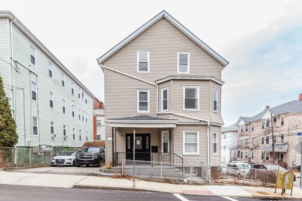 271 Mulberry St, Fall River, MA 02721 - Image #1