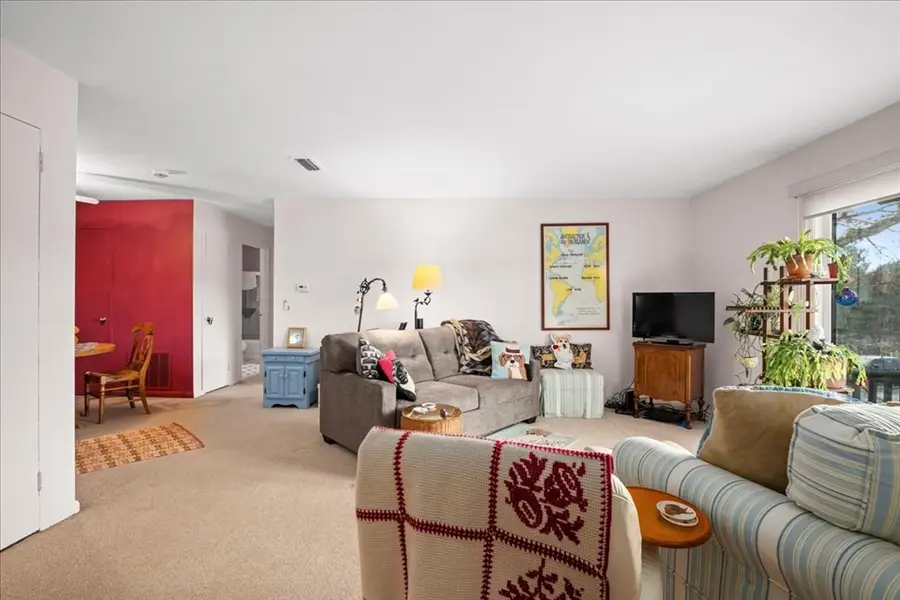 28 Thayer Pond Dr #14, North Oxford, MA 01537 - Image #3