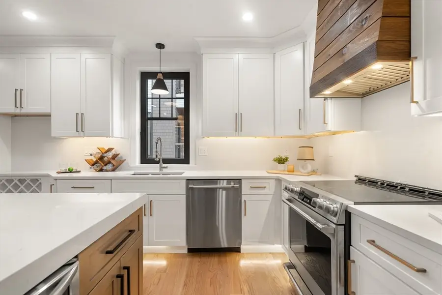 9 Sydney #4, Boston, MA 02125 - Image #3