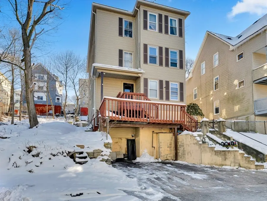 67 Rodney St, Worcester, MA 01605 - Image #2