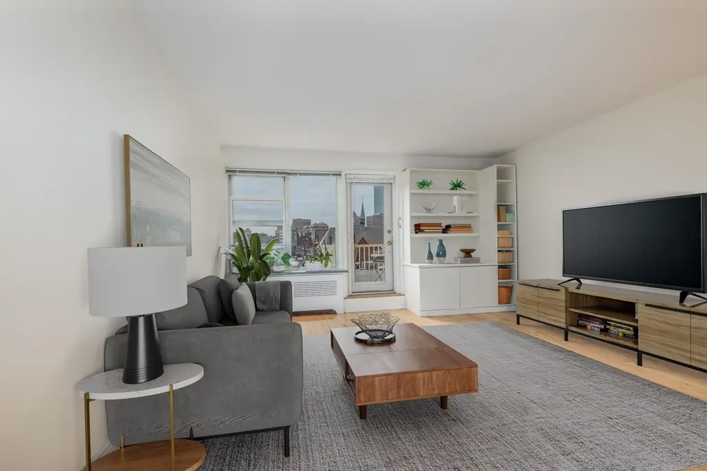 145 Pinckney St #719, Boston, MA 02114 - Image #1