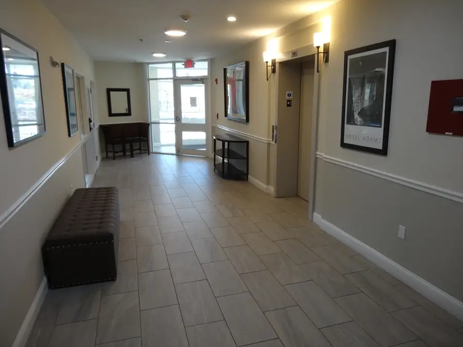 2 Inwood Dr #1005, Woburn, MA 01801 - Image #2