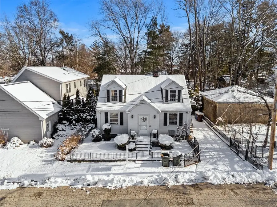 25 O'hearn Street, Fall River, MA 02720 - Image #3