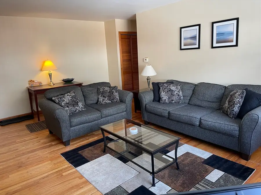 270 Regency Park Dr #270, Agawam, MA 01001 - Image #3