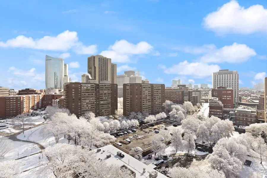 8 Whittier Place #17E, Boston, MA 02114 - Image #2