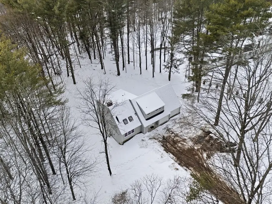 122 Jewett St, Pepperell, MA 01463 - Image #3