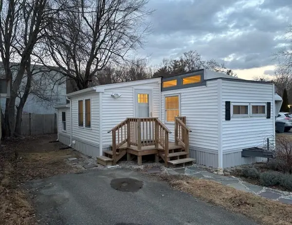 466 Newbury #20, Danvers, MA 01923