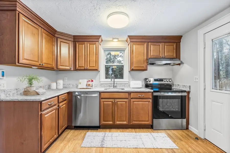 30 Barquentine Dr, Plymouth, MA 02360 - Image #3