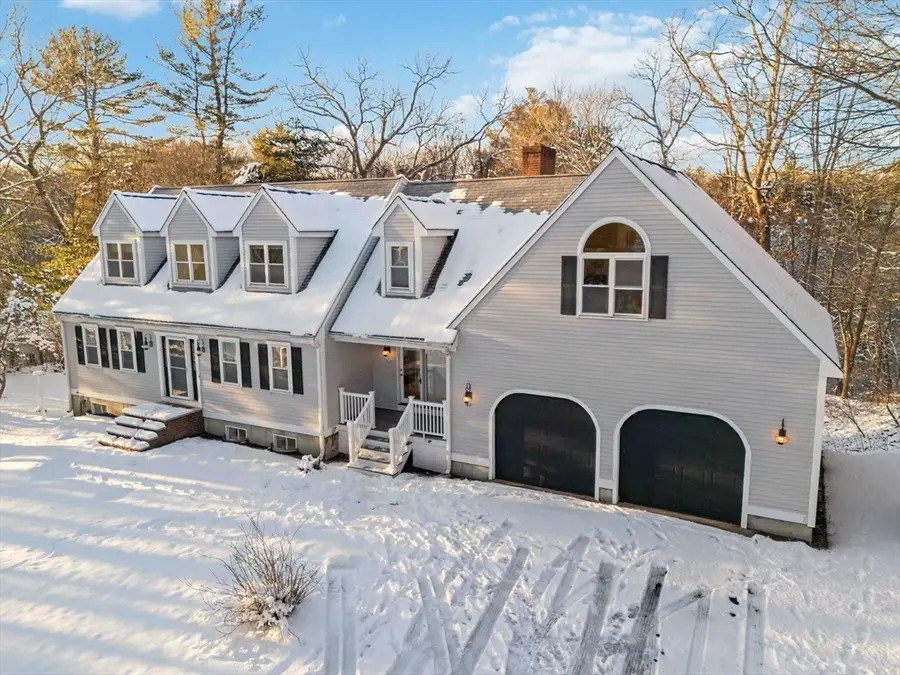 183 Gardner St, Hingham, MA 02043 - Image #2