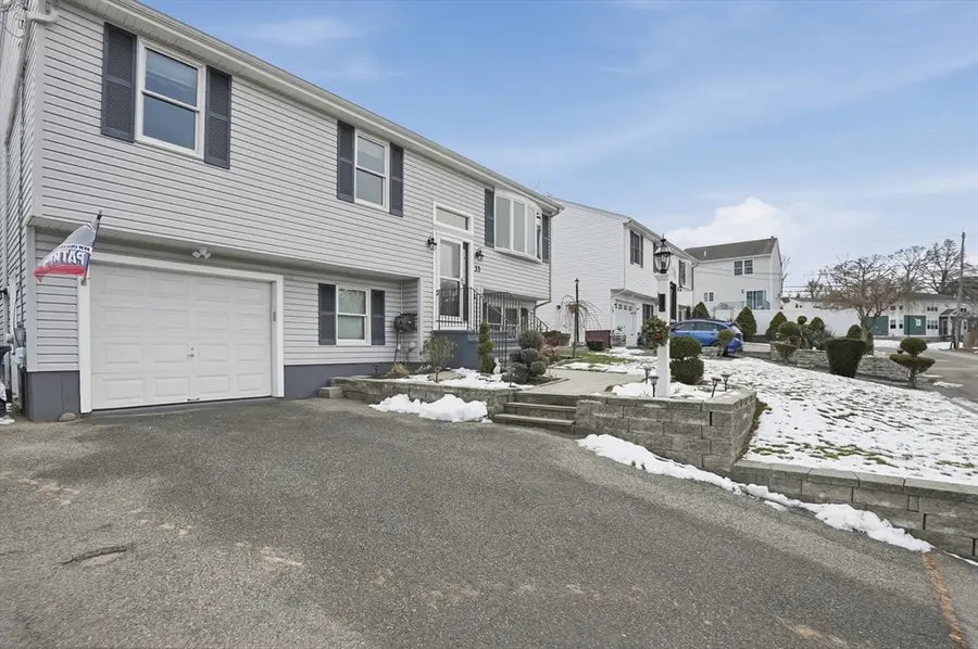 33 Warner Street, Fall River, MA 02720 - Image #3