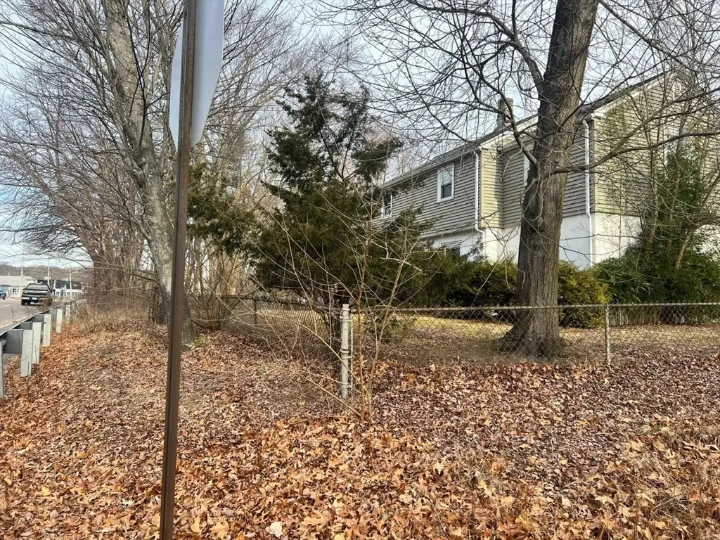856 Newport, Attleboro, MA 02703 - Image #1