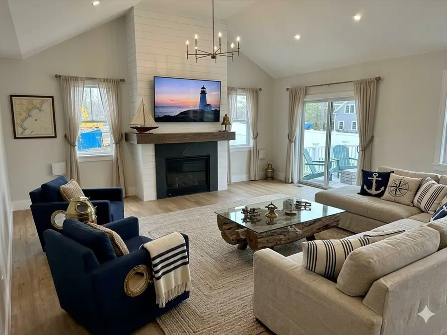 21 Josiah Path, Falmouth, MA 02540 - #3
