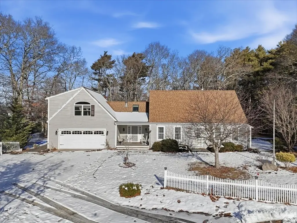 116 Seabrook Dr, Teaticket, MA 02536 - Image #1