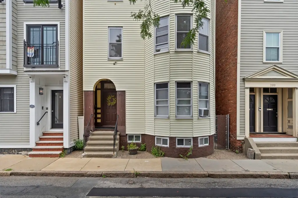 194 Emerson St, Boston, MA 02127 - Image #1