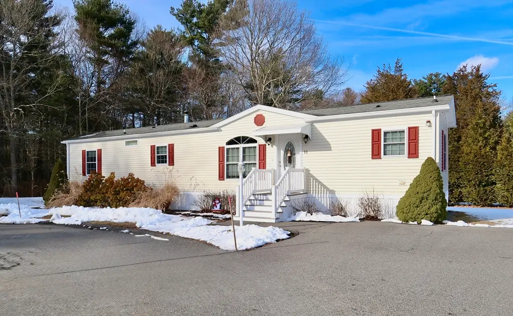 11 Settlers Rd, Taunton, MA 02780 - Image #1