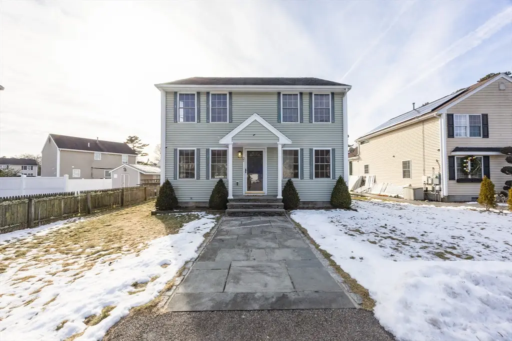 21 Nicholas Dr, Wareham, MA 02571 - Image #1