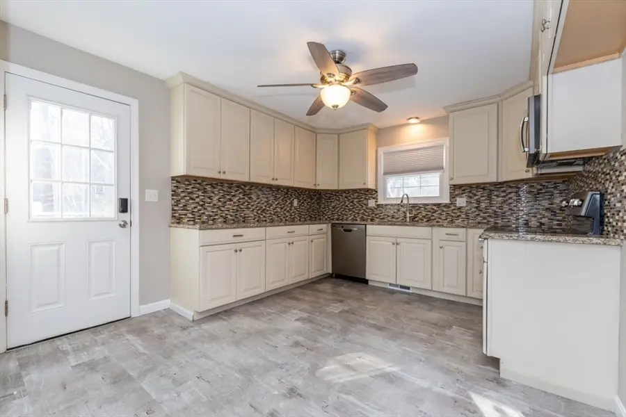 1969 County St, East Taunton, MA 02718 - Image #3