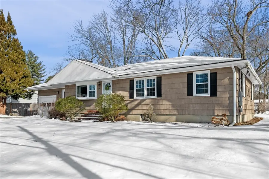 129 Moody St, North Andover, MA 01845 - Image #2