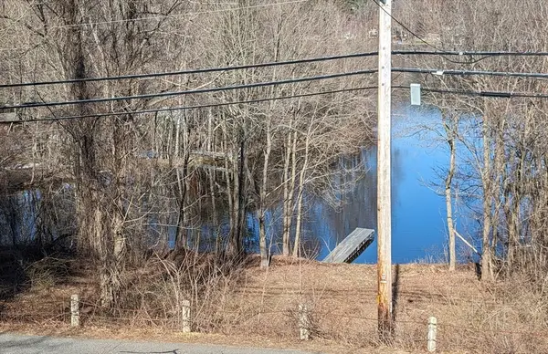 Lot 0 64 Mashapaug Rd, Holland, MA 01521