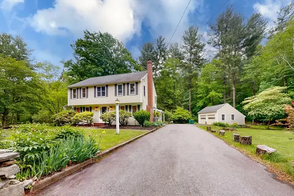 79 Charter Rd, Acton, MA 01720