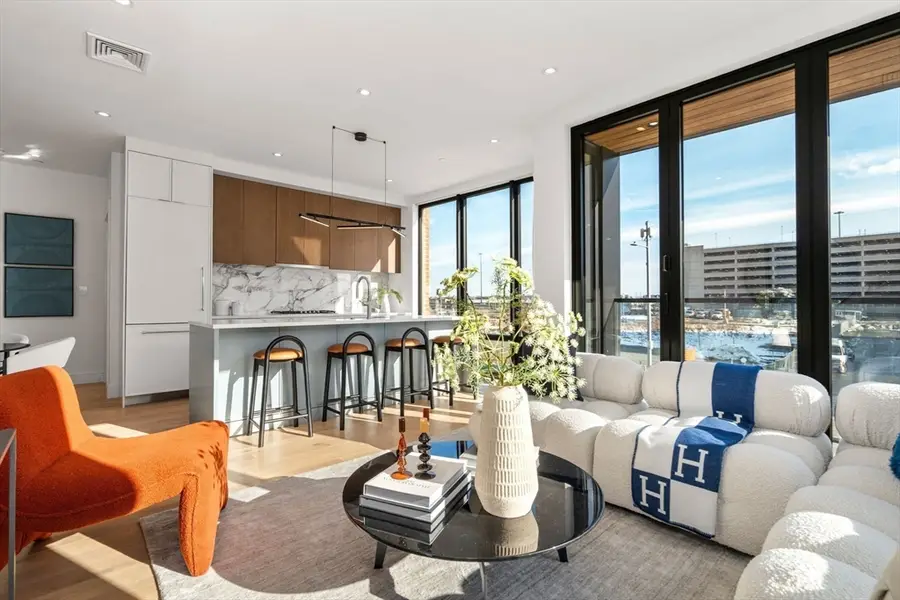 595 Albany Street #501, Boston, MA 02118 - Image #3