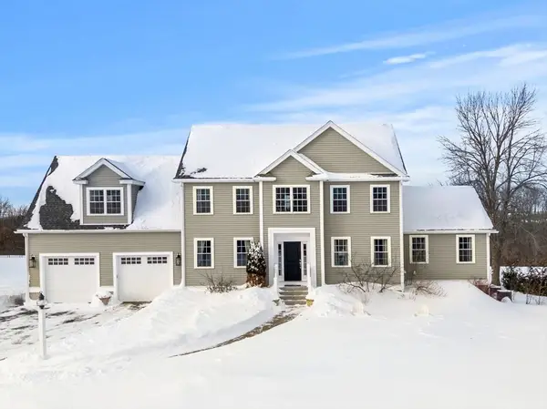 718 Main St, West Newbury, MA 01985