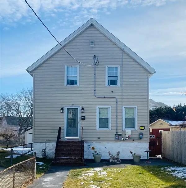 12 Sears St, New Bedford, MA 02740