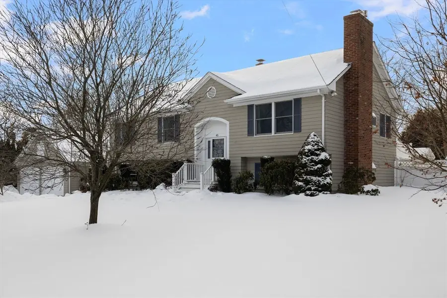 45 Obannon Pl, Swansea, MA 02777 - Image #2