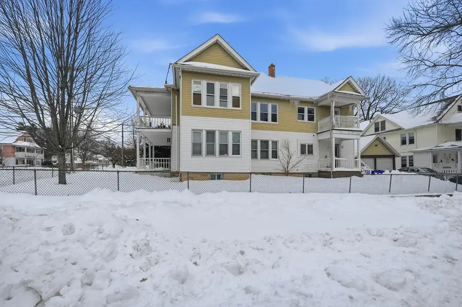 211-213 Chapin Terrace, Springfield, MA 01104 - Image #2