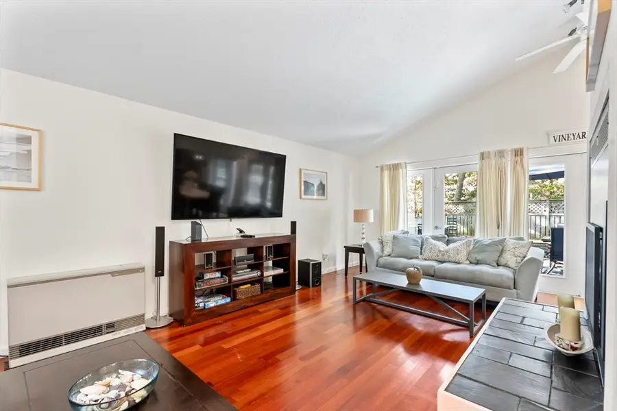 344 Greenwood Ave, Tisbury, MA 02568 - Image #3