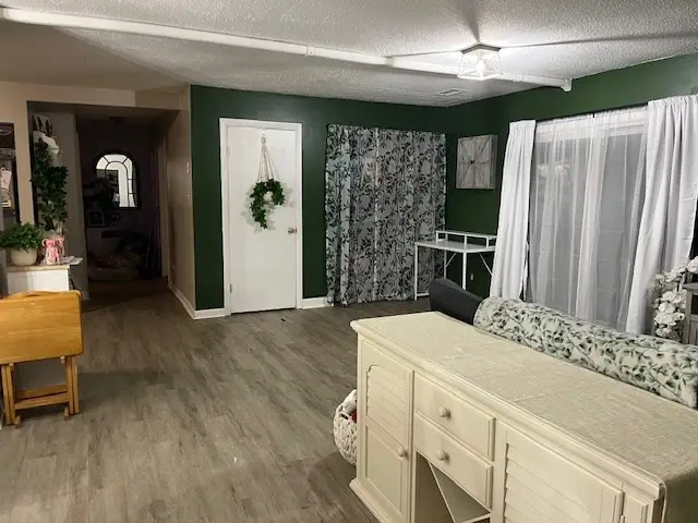 32 Thayer Pond Dr #11, North Oxford, MA 01537 - Image #2