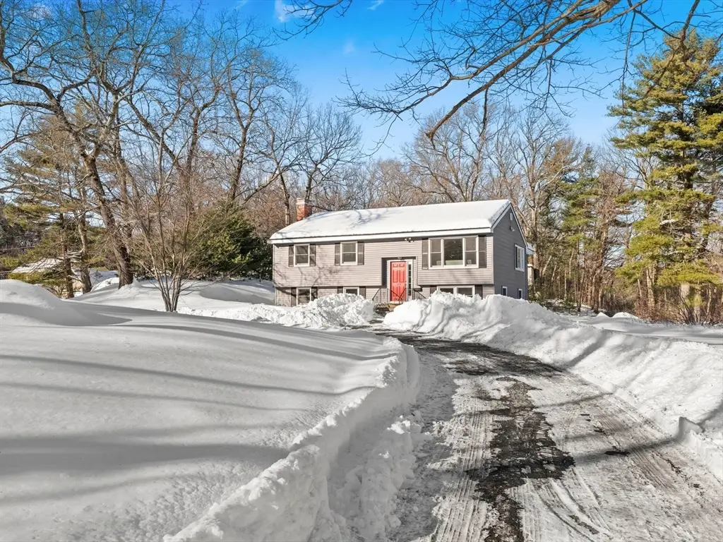 119 Van Norden Rd, Reading, MA 01867 - Image #1