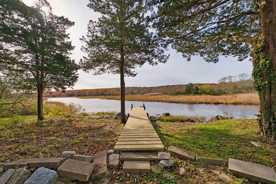 25 Quail Trl, Westport, MA 02790 - Image #3