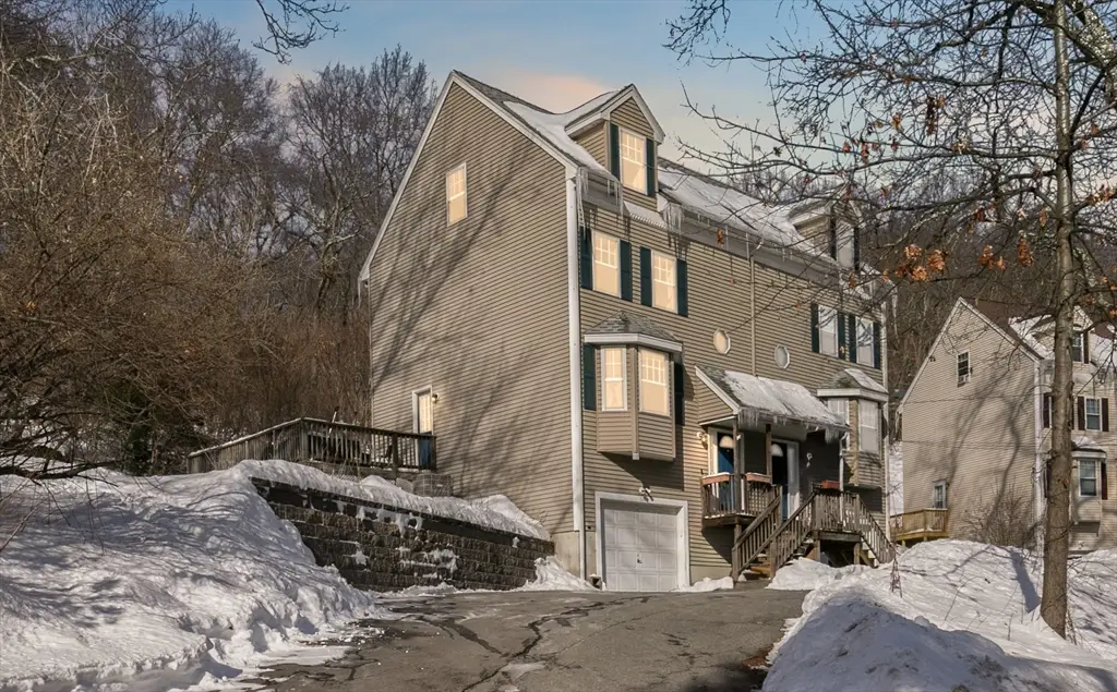 111 Ferry Road #111, Haverhill, MA 01835 - Image #1